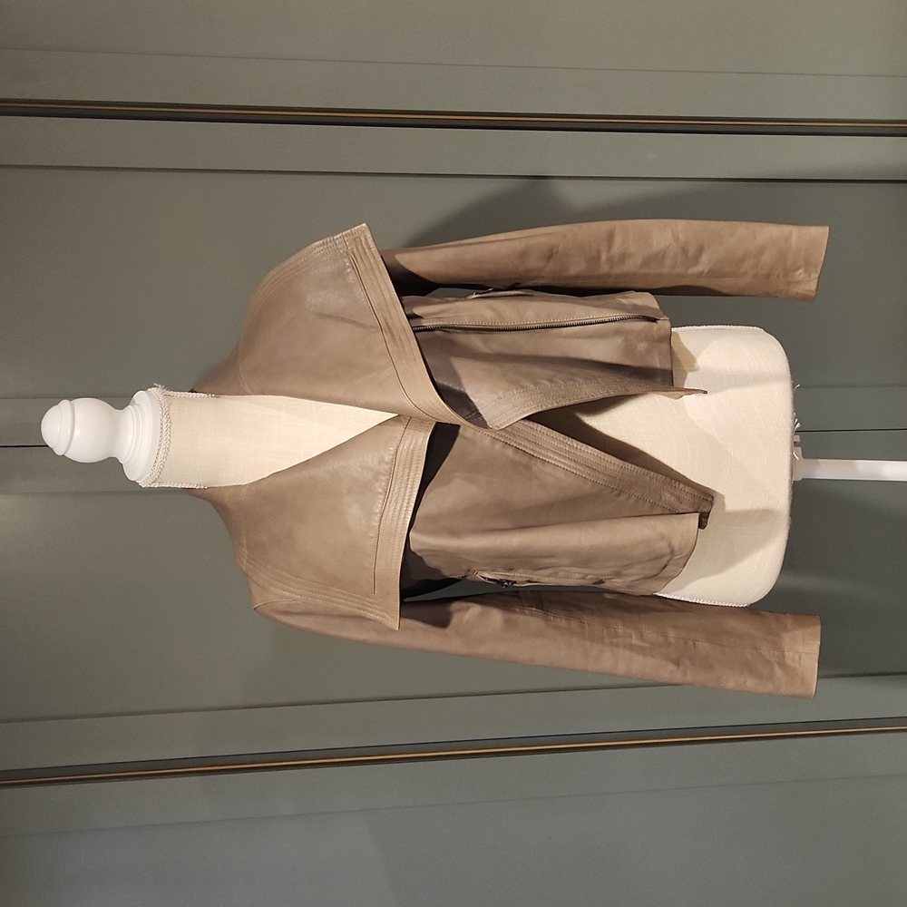《 Vince 》 Leather Scuba Jacket